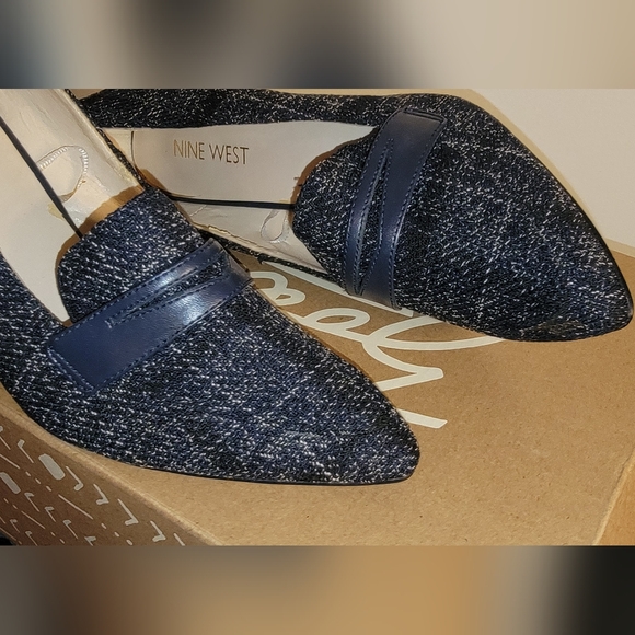 Nine West Pumps 10M Like New exterior* - Picture 7 of 9